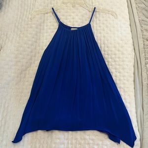 Cremieux blue flowy tank size small